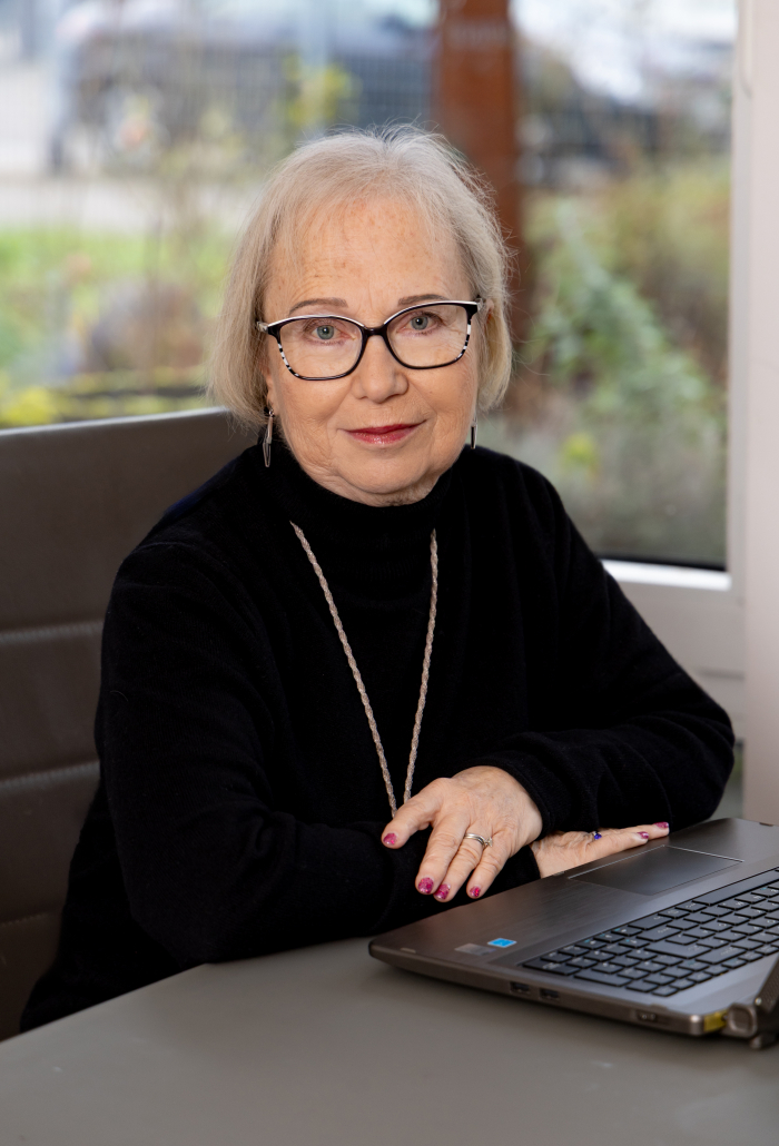 Über Uns - Elfriede Raubach